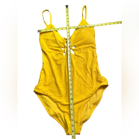 TRINA TURK yellow Joplin Jacquard Cutout Plunge One-Piece Swimsuit plus Size 14 - Picture 16 of 16